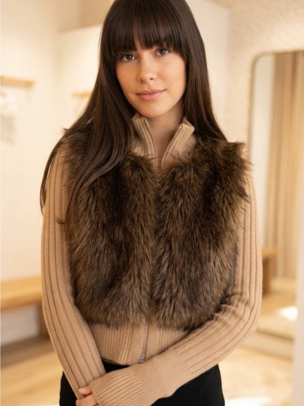 BDG Urban Outfitters Beige Ribbed Double Zip Sweater w/Brown Faux Fur Front NWT